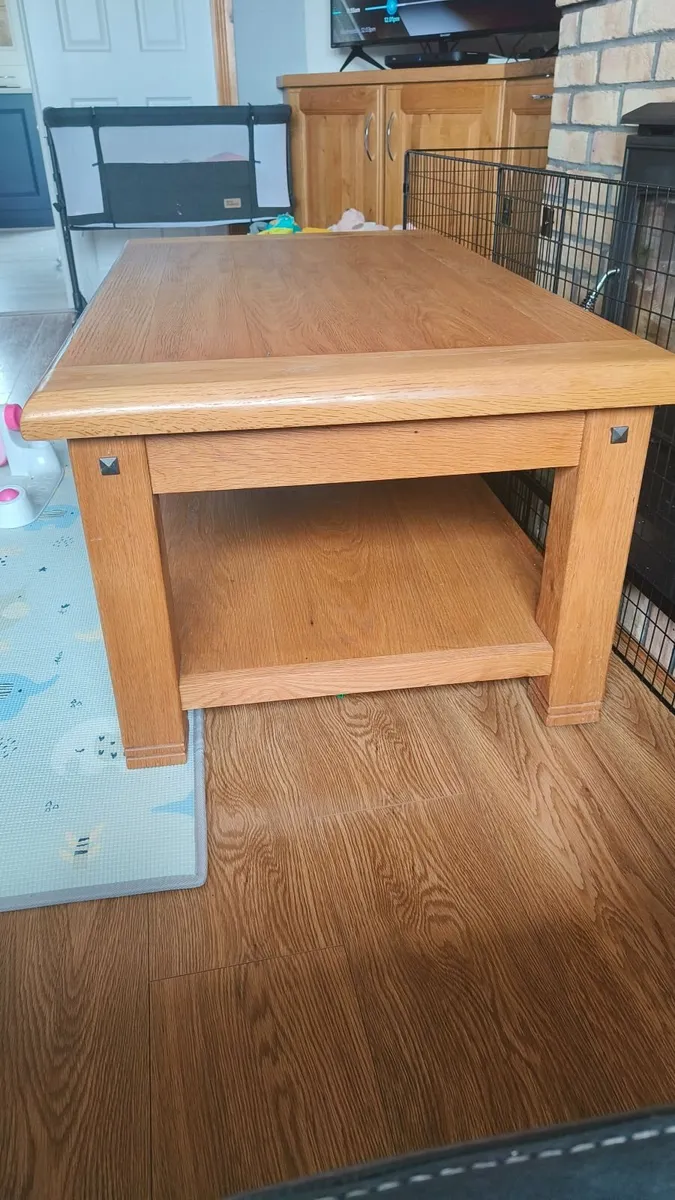 Sitting room table - Image 3