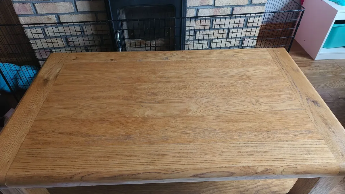 Sitting room table - Image 4