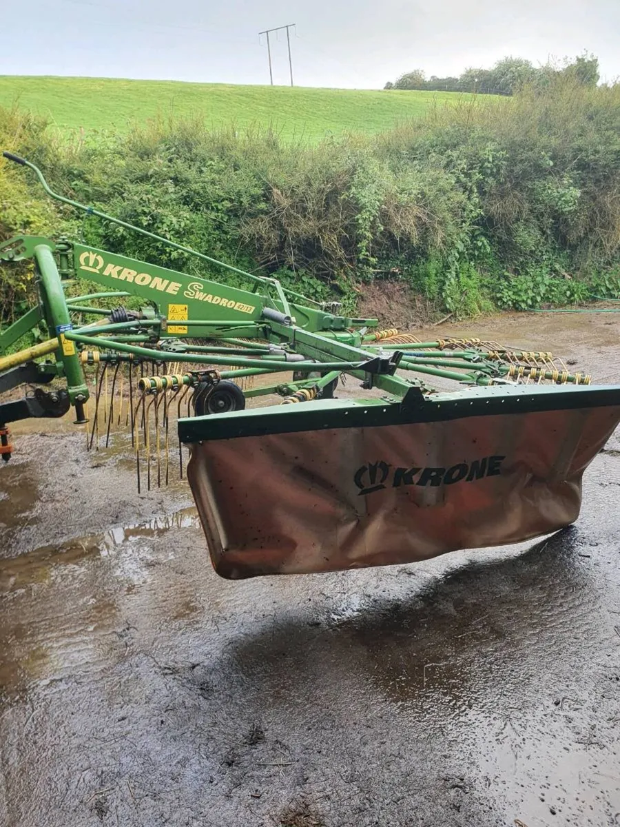 Krone swadro 42/13 single rotar Rake - Image 4