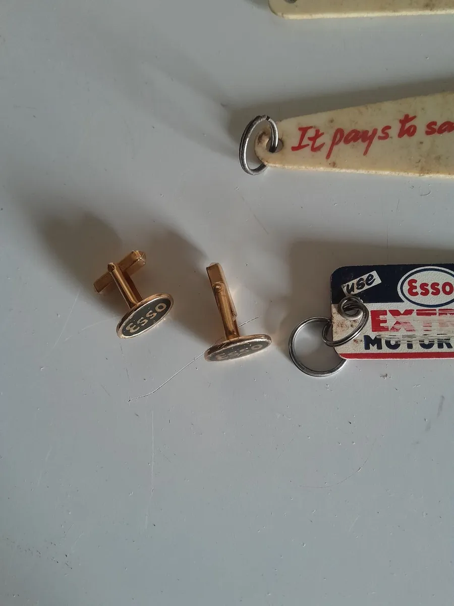 Vintage  esso  keyrings and cufflinks - Image 2