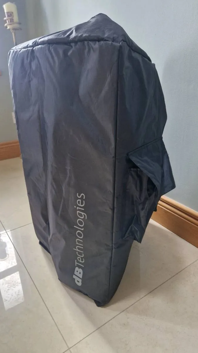 DB Technologies SYA15 speaker cover - Image 2