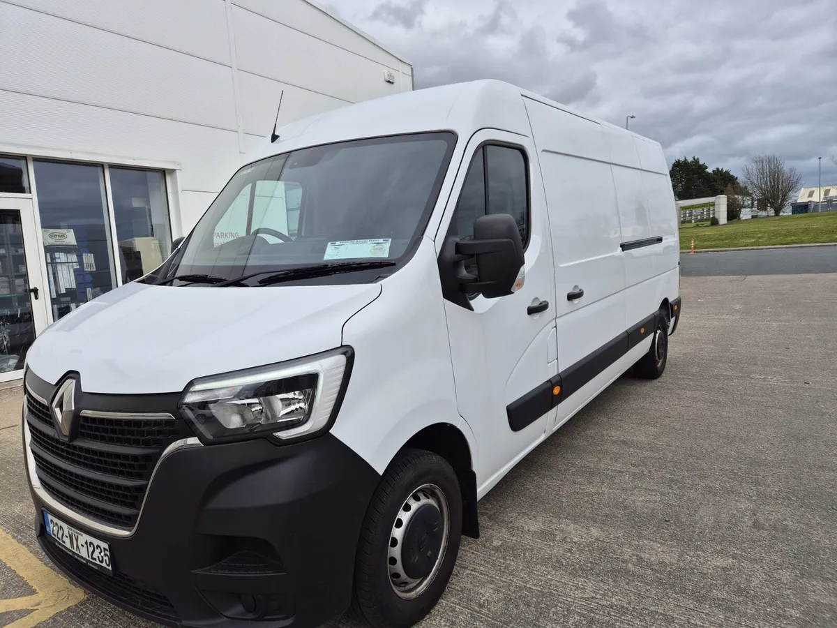 Van - Image 2