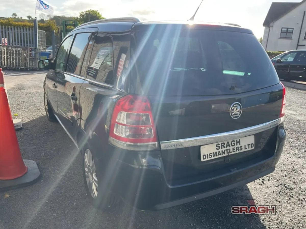 OPEL ZAFIRA COLLECTION - Image 3
