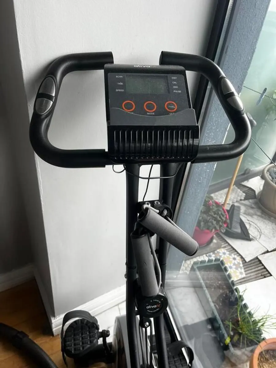 ATIVAFIT Exercise Bike Excellent Condition - Image 3