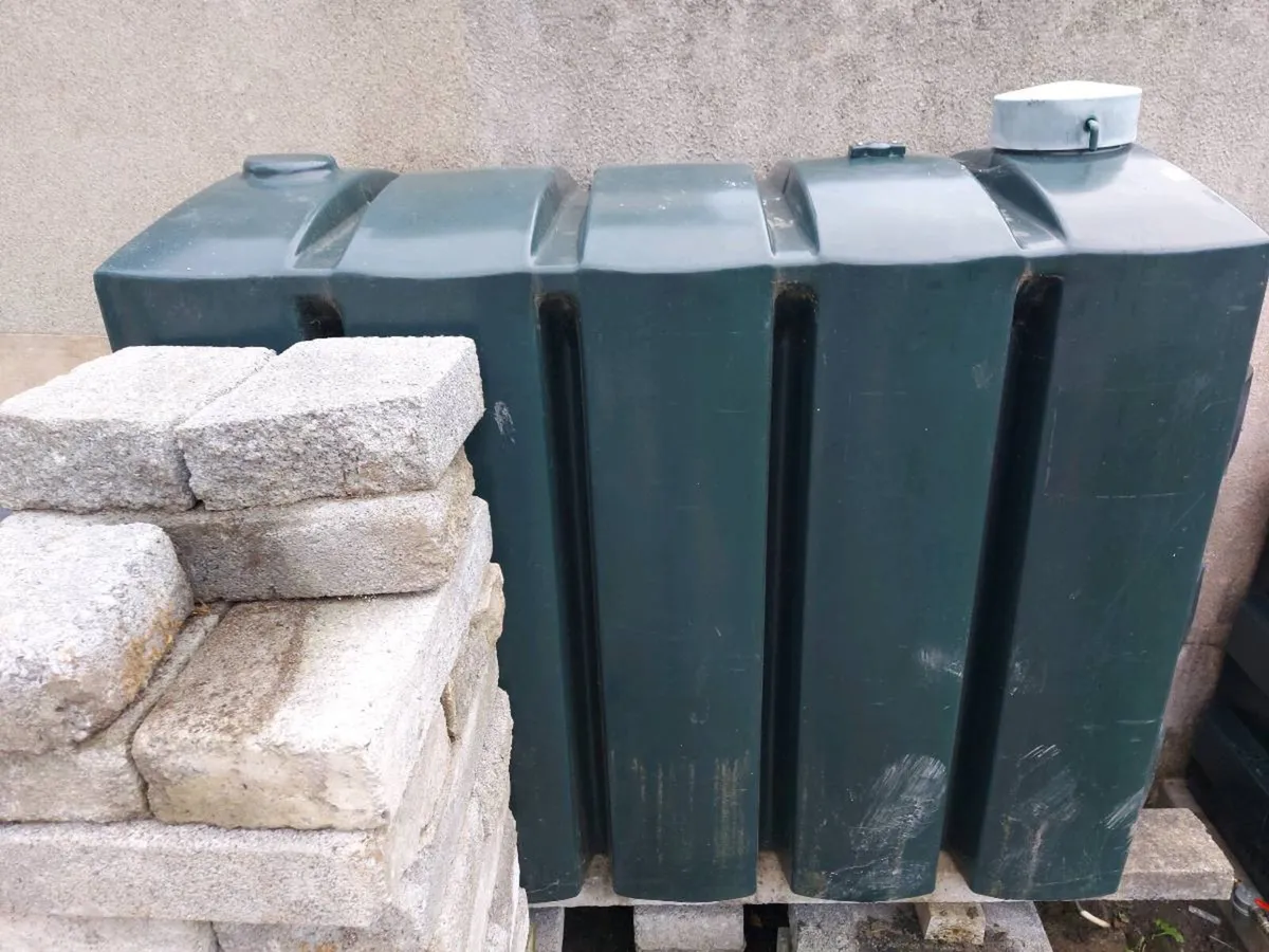 900 litre oil tank
