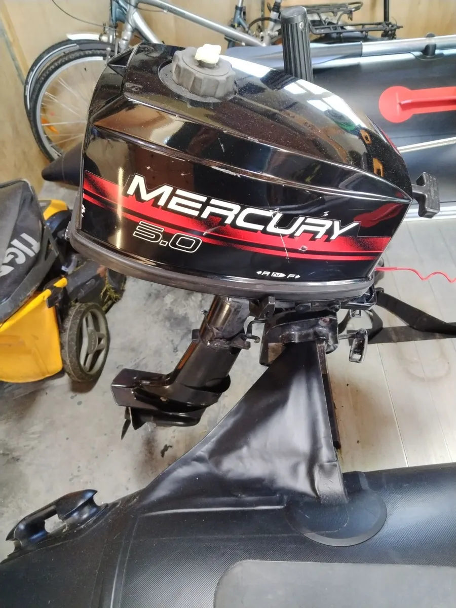 Mercury 2-Stroke Outboard Engine - Image 1