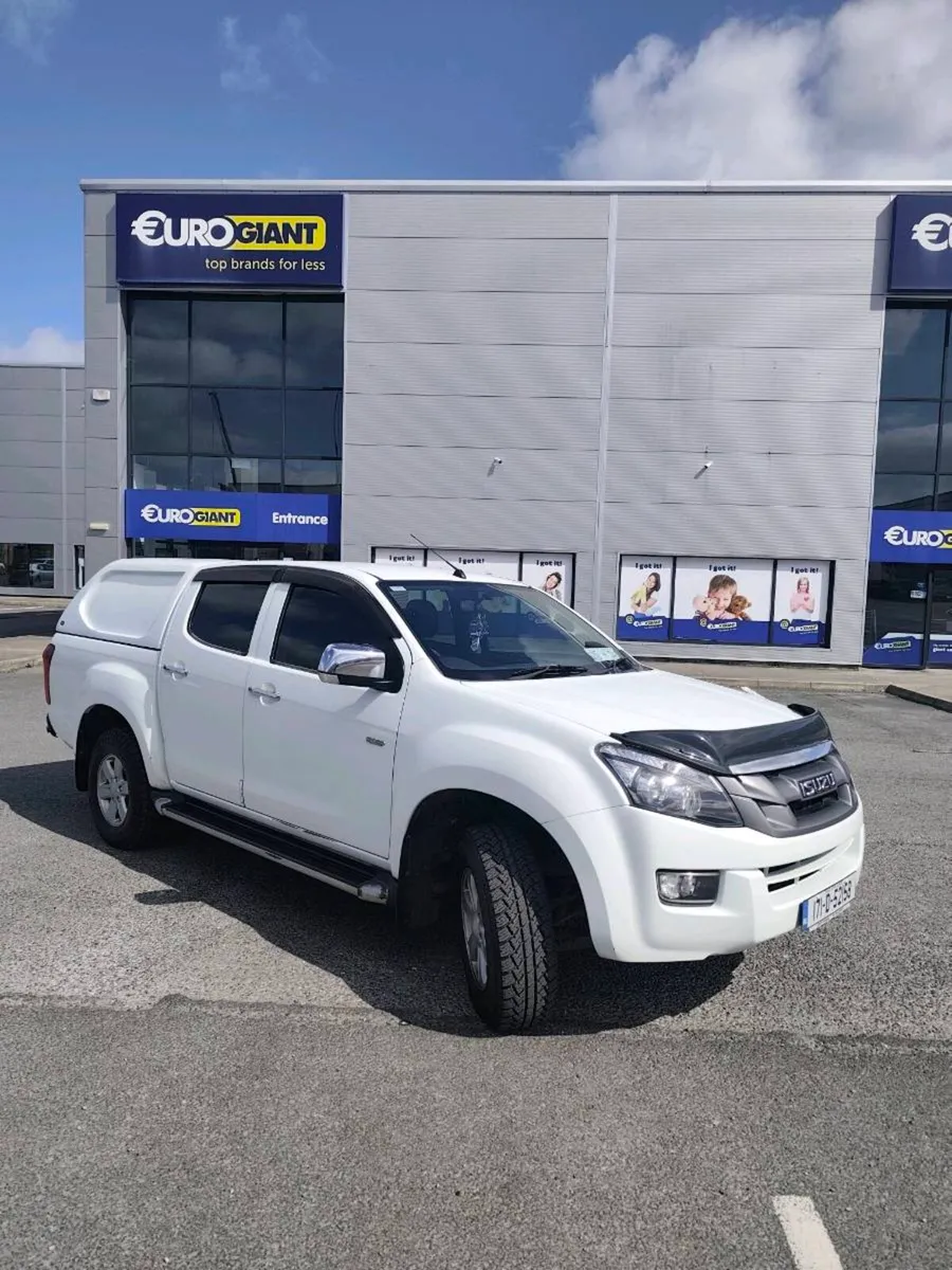 Isuzu Dmax - Image 1