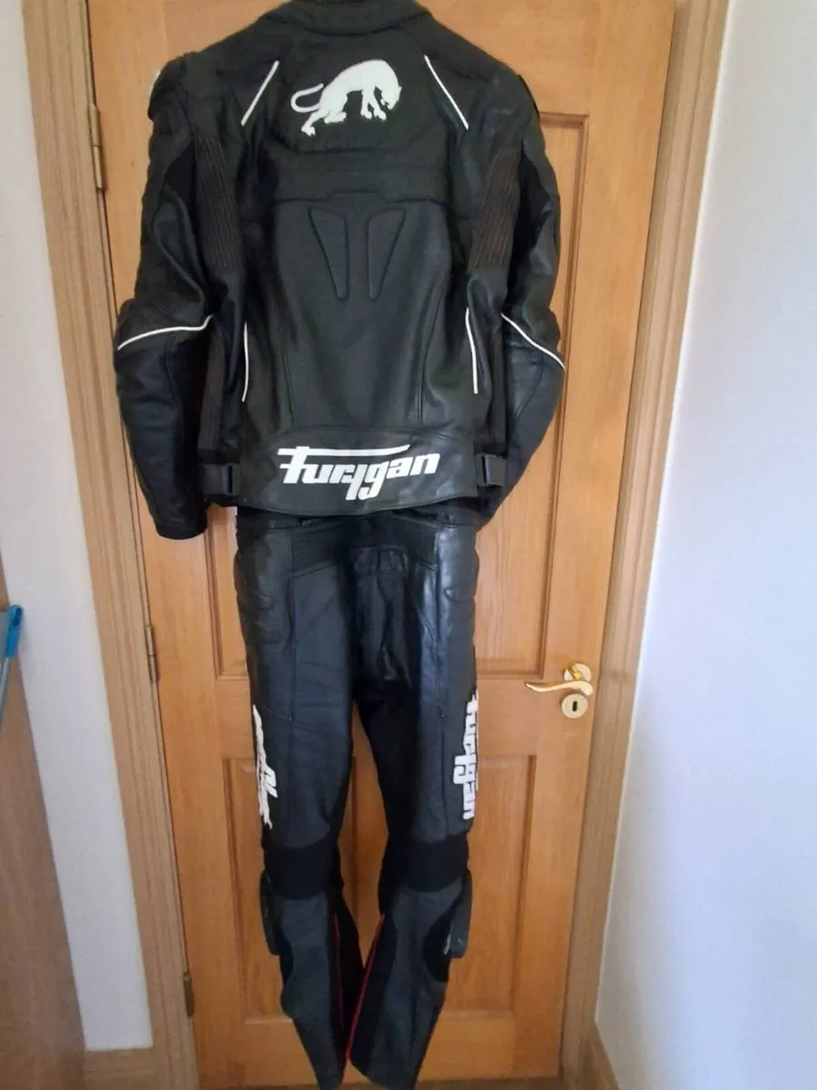 Leathers - Image 2