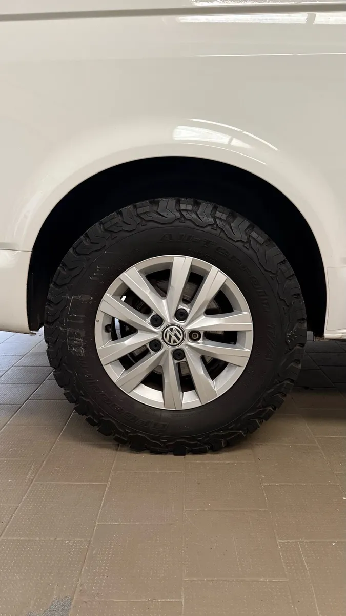 4 x VW Transporter T6 allows & BFG AT Tyres - Image 2