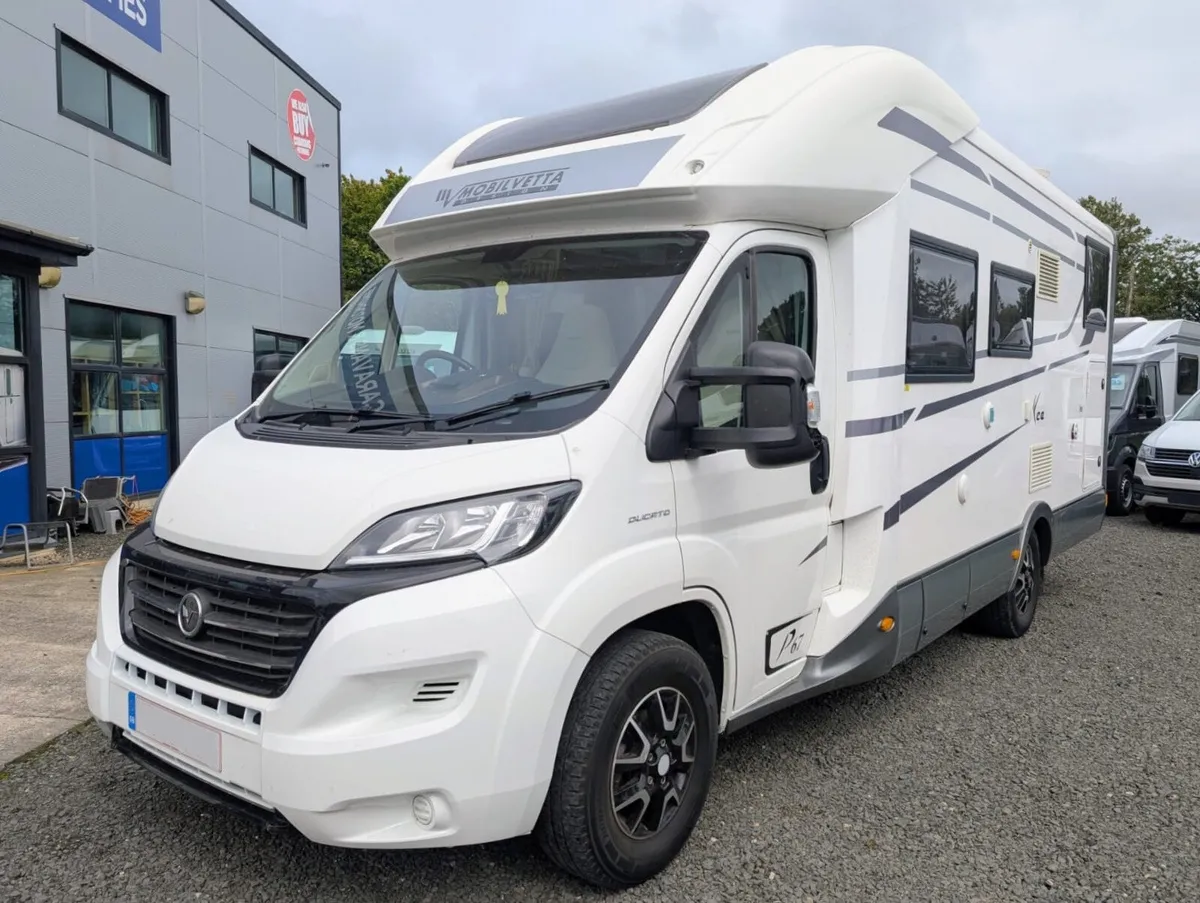 motorhome - Image 4