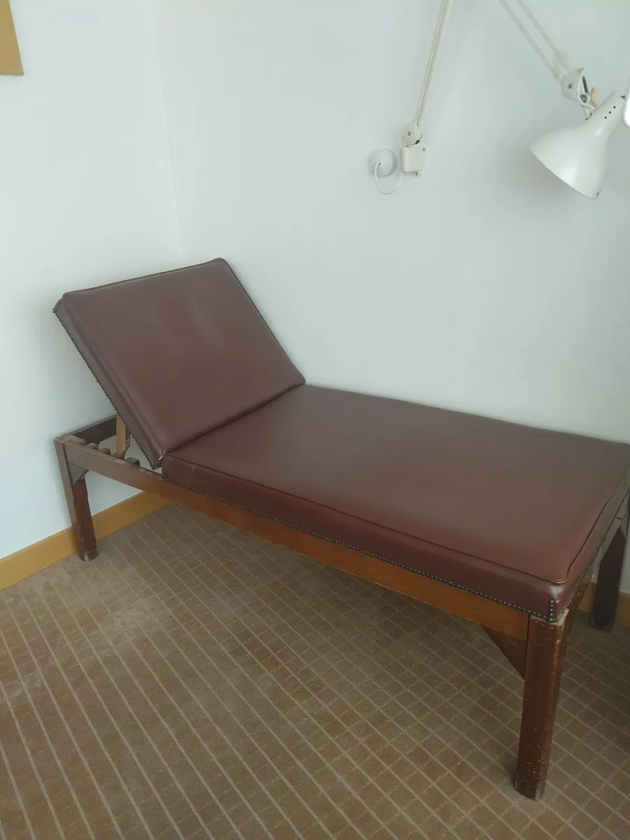 office furniture - Image 1