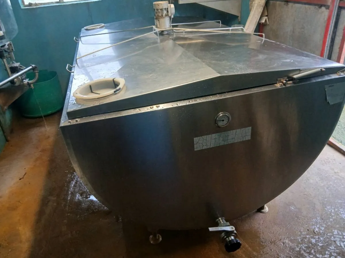 Milk tank - Image 1