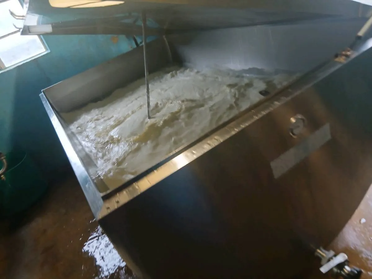 Milk tank - Image 2
