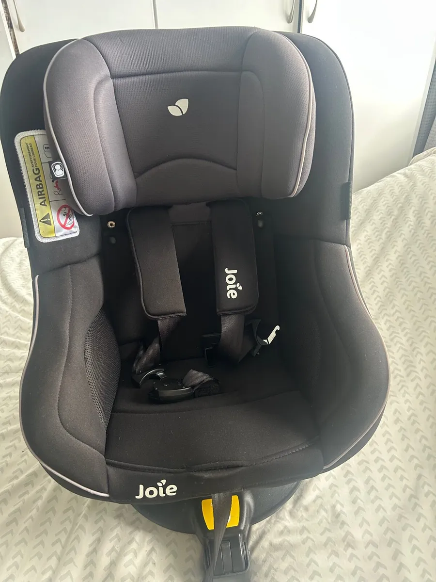 Child car seat - Image 1