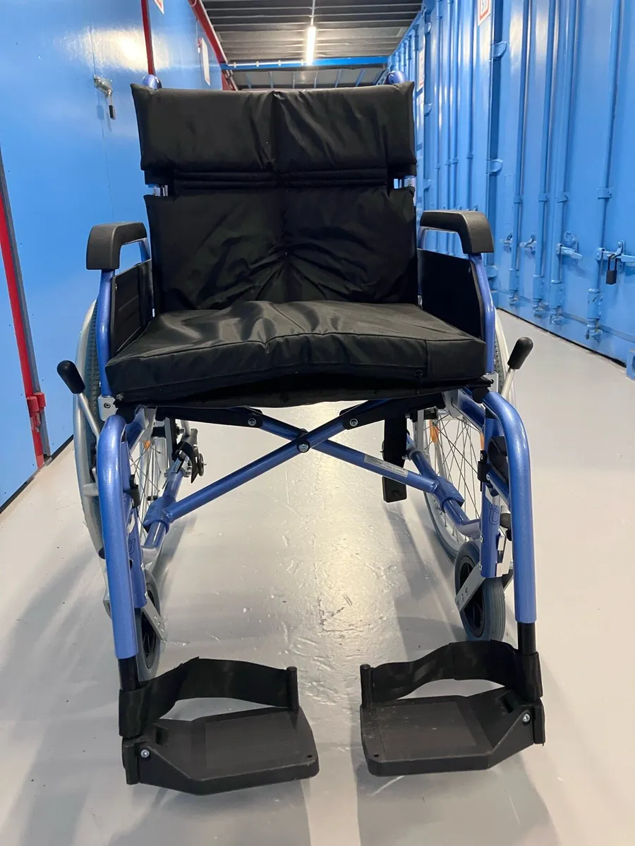 Wheelchair - Image 4