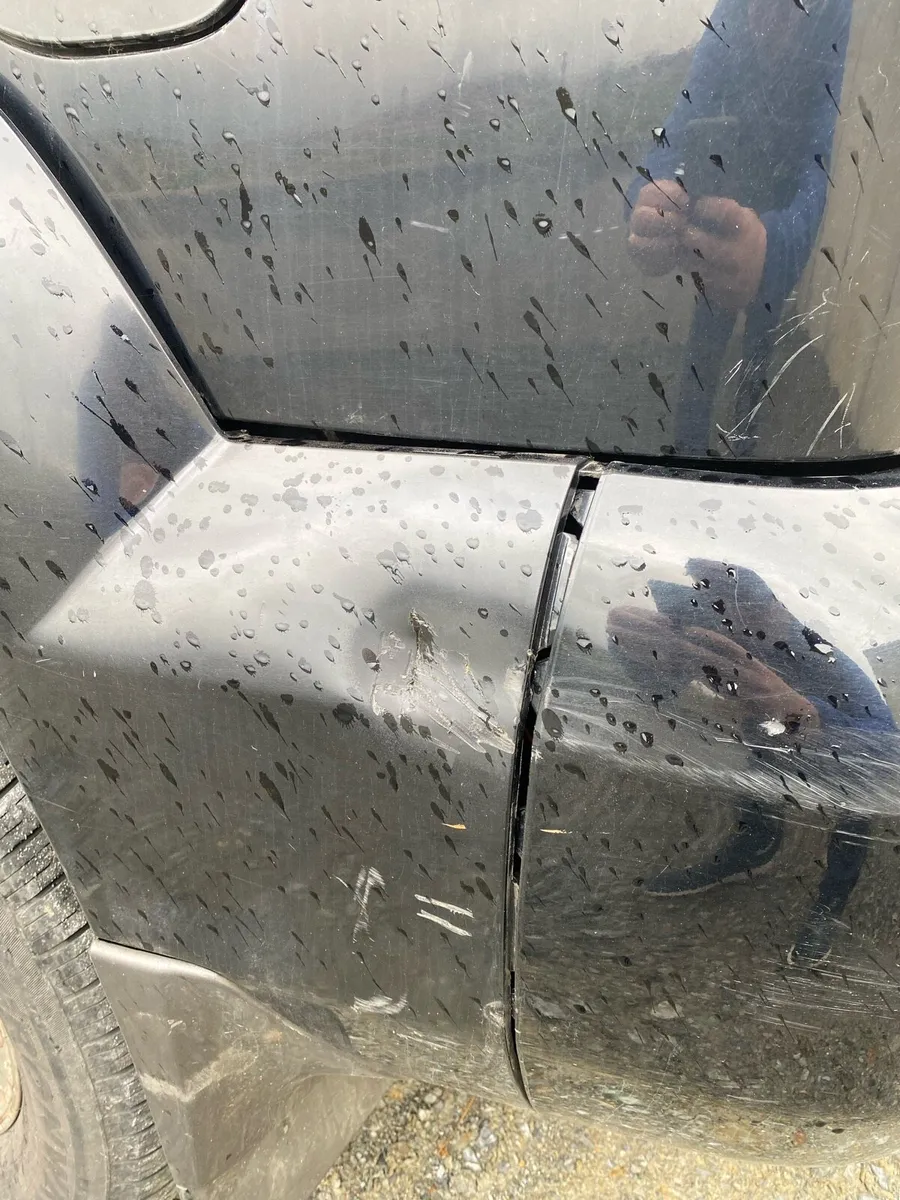 Toyota LandCruiser - Image 4