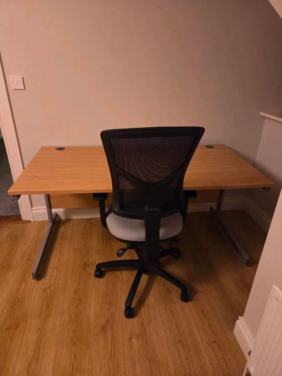 Desk and chair - Image 2
