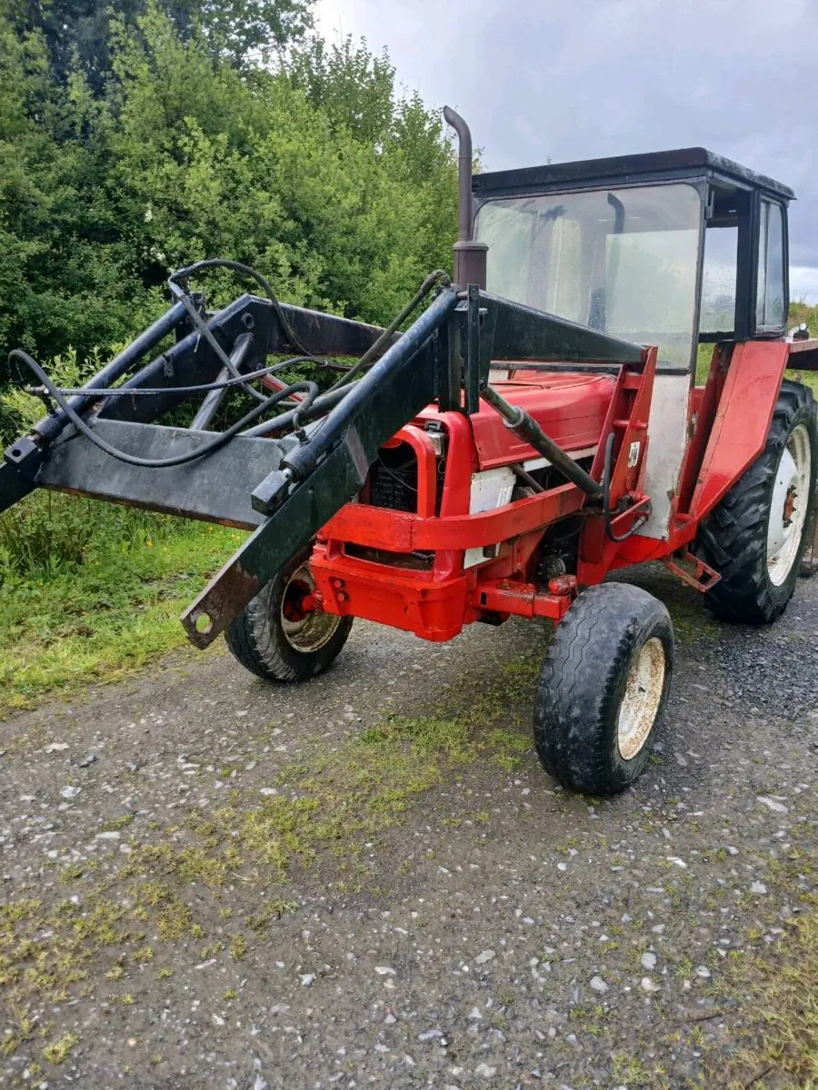 Ih international tractor - Image 4