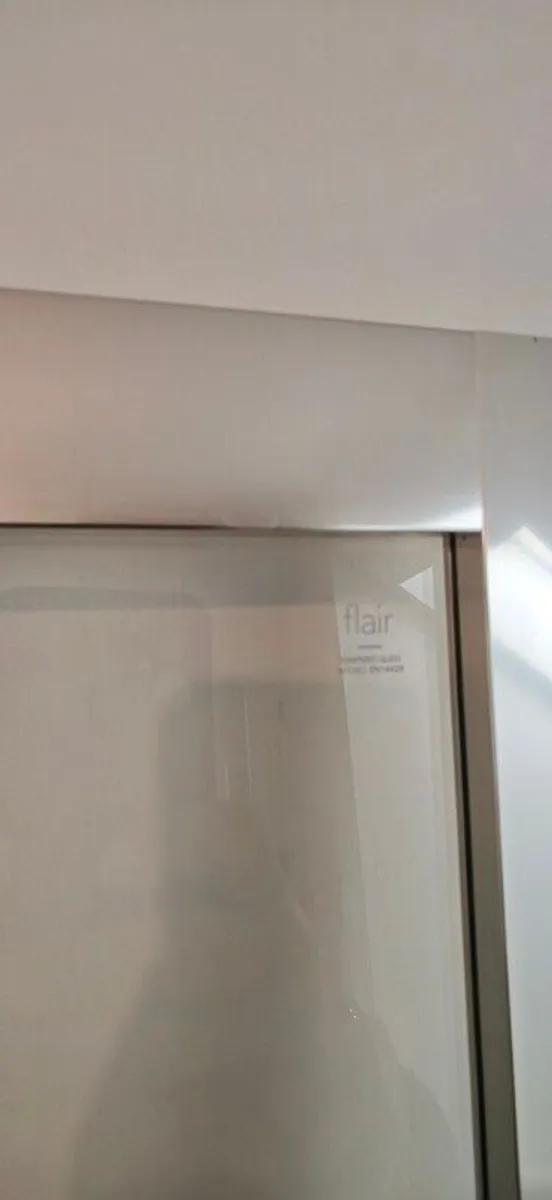 Sliding Shower Door - Image 4