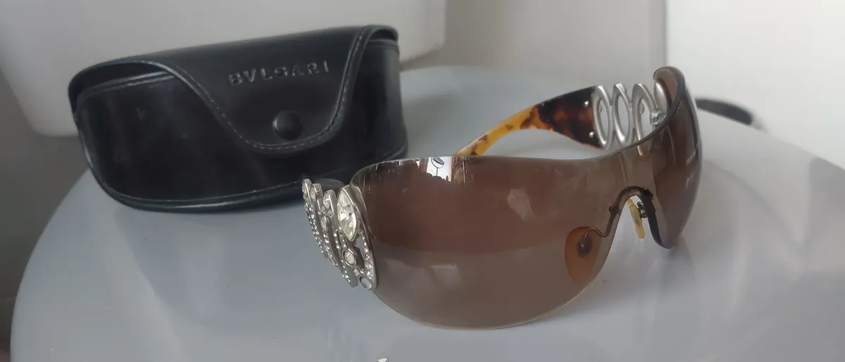 Limited edition original bvlgari Swarovski sunglas - Image 3