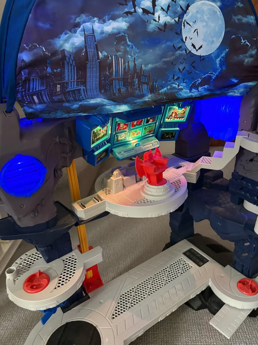 Bat cave - Image 3