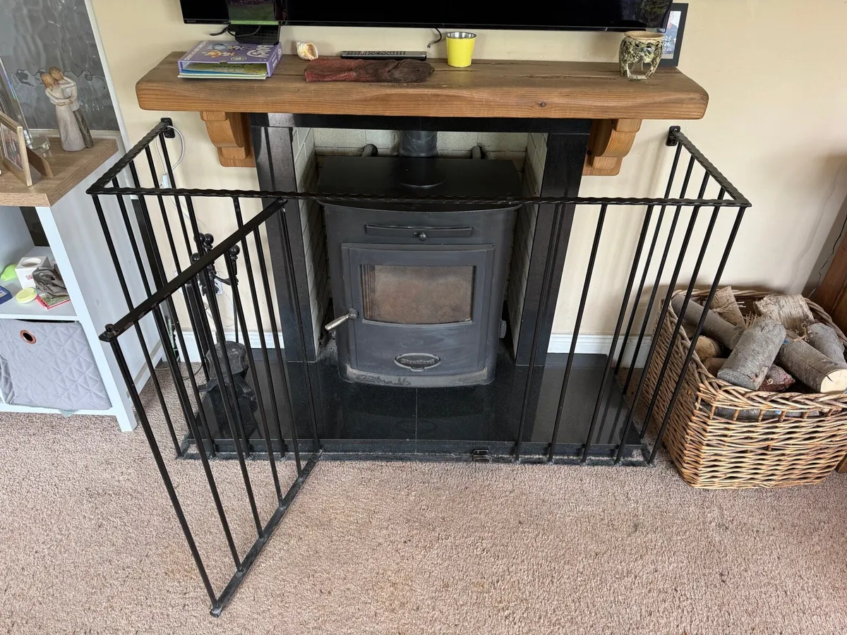 Stove surround - Image 2