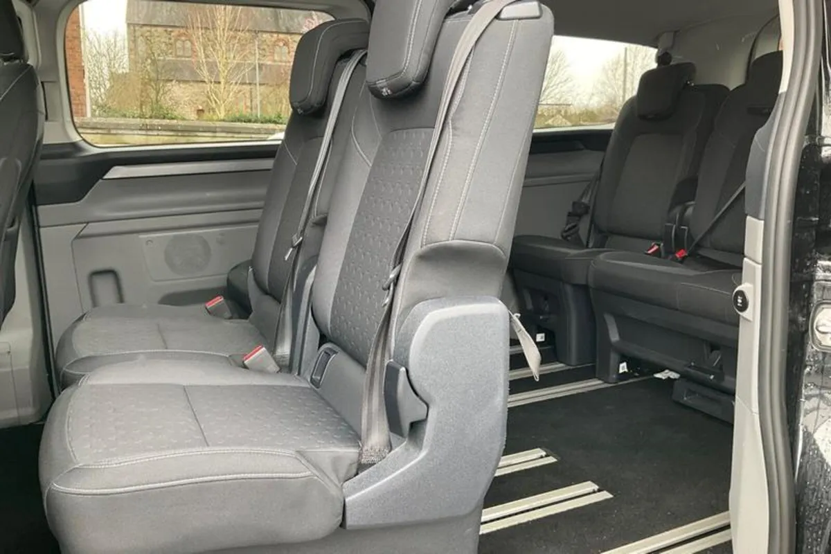 Ford Tourneo Custom TITANIUM LUXE - Image 4