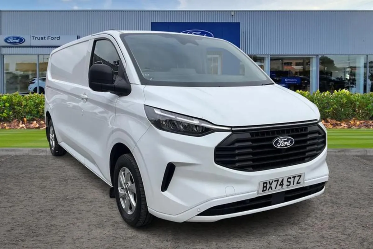 Ford Transit Custom LIMITED - Image 1