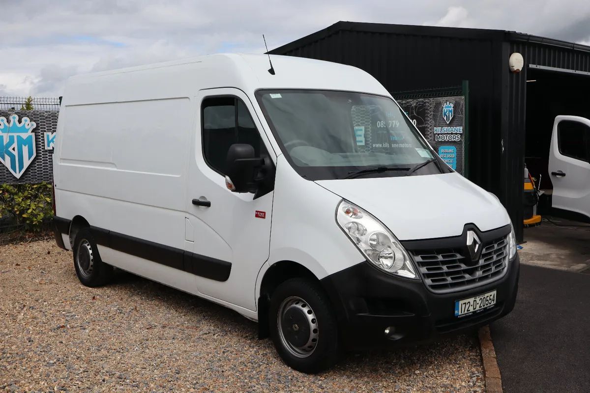 Renault Master 2017 - Image 1