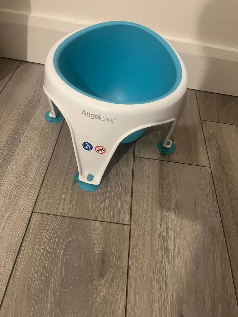 FOR SALE – Baby Items Bundle – €200 for the lot - Image 3