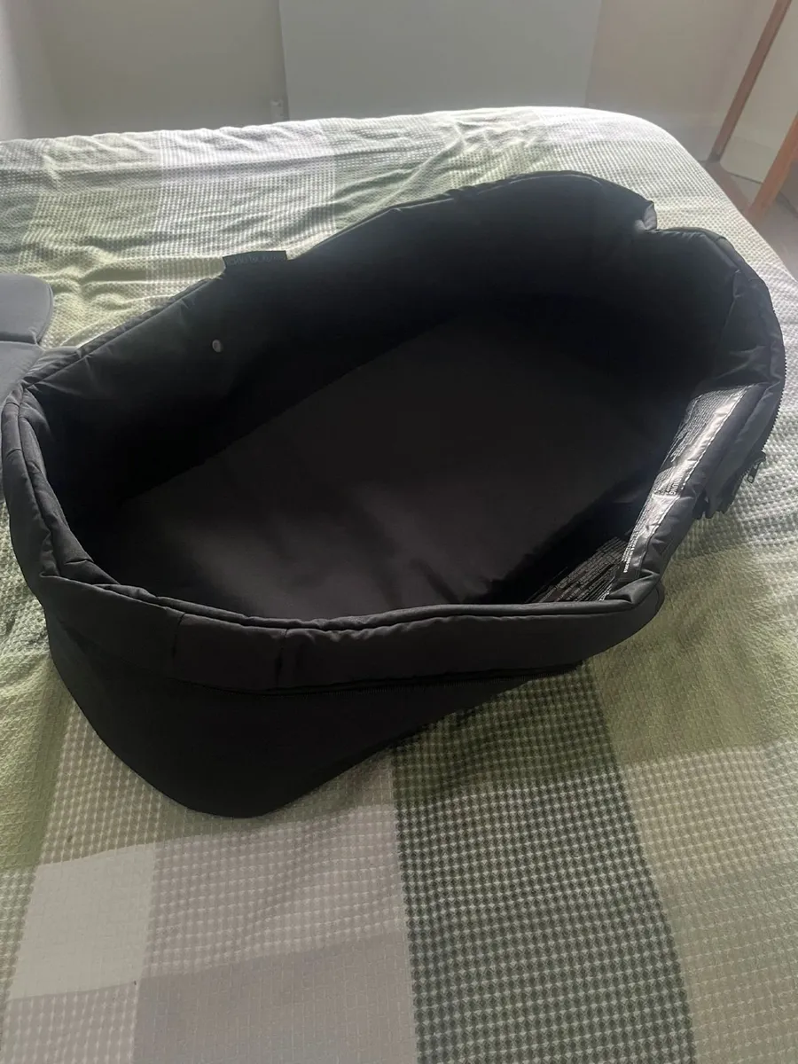 FOR SALE – Baby Items Bundle – €200 for the lot - Image 4