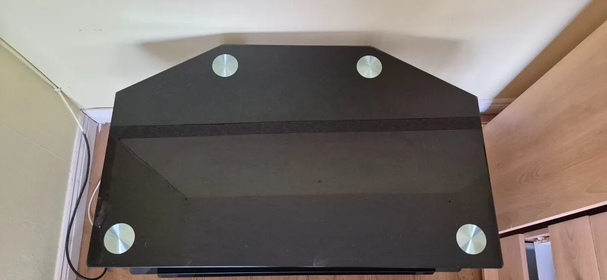 Tv stand - Image 1