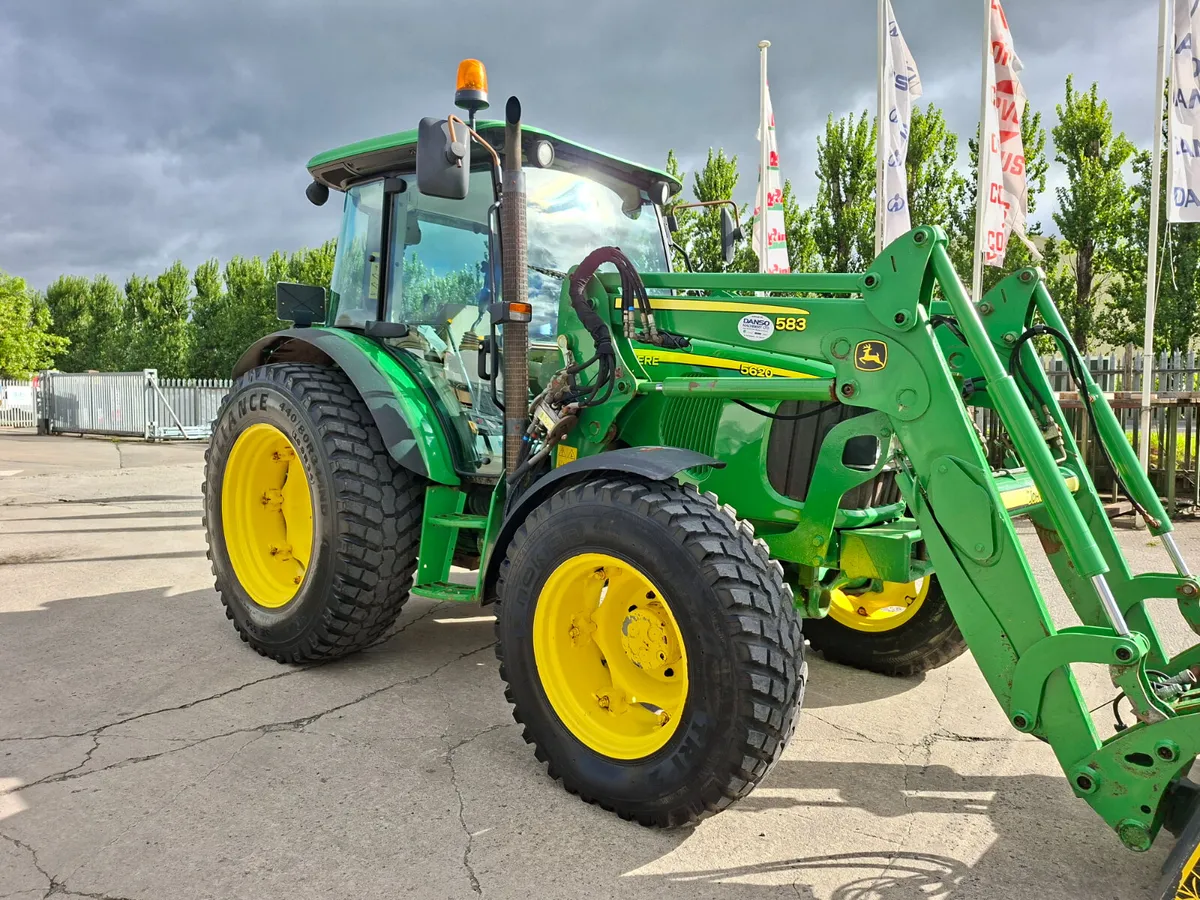 John Deere 5620 tractor and loader - Image 1