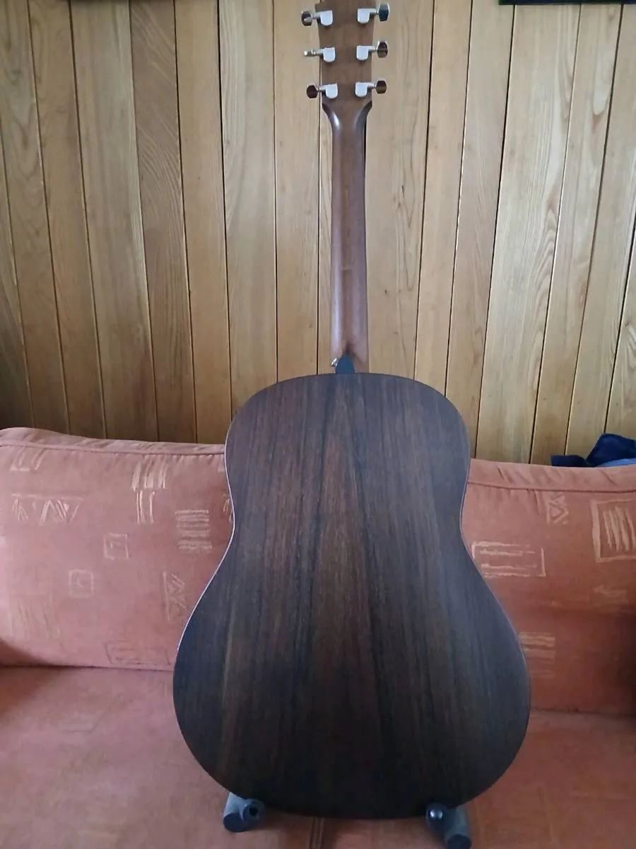 Acoustic guitar - Image 3