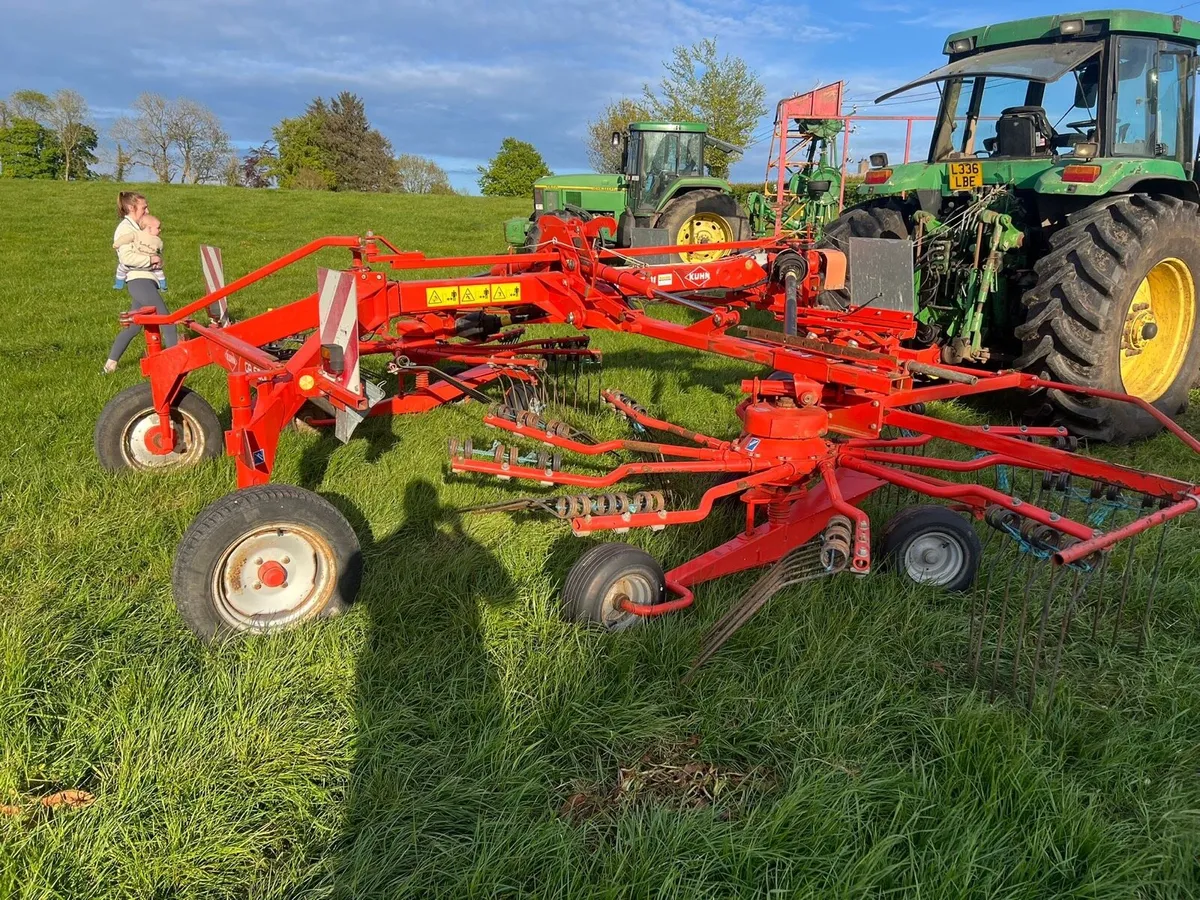 Kuhn GA 6501 Rake - Image 3