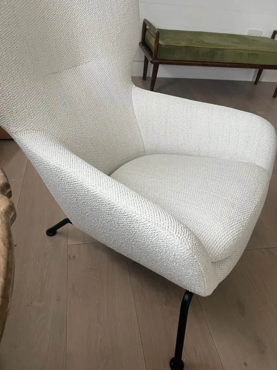 BoConcept - The Dublin Armchair - Image 1