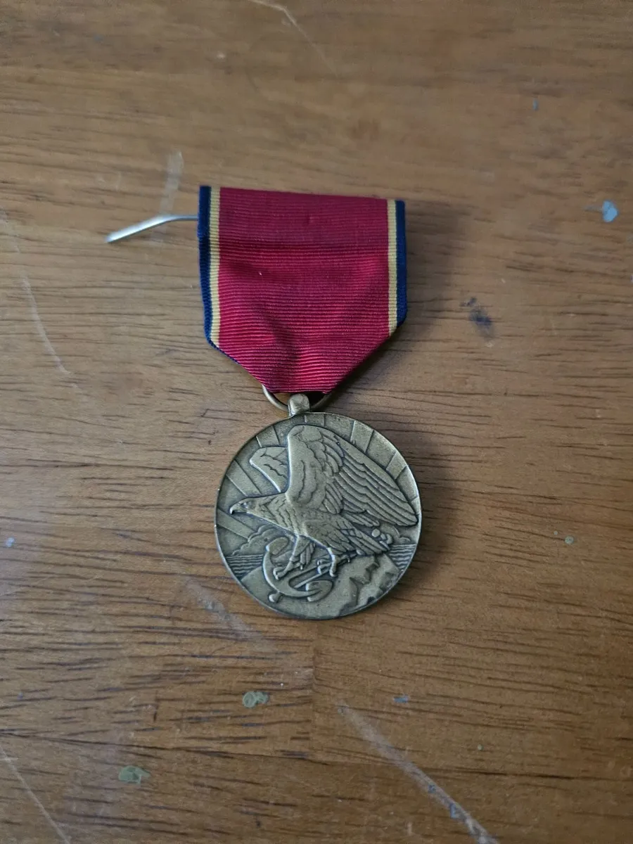Vintage American Medal