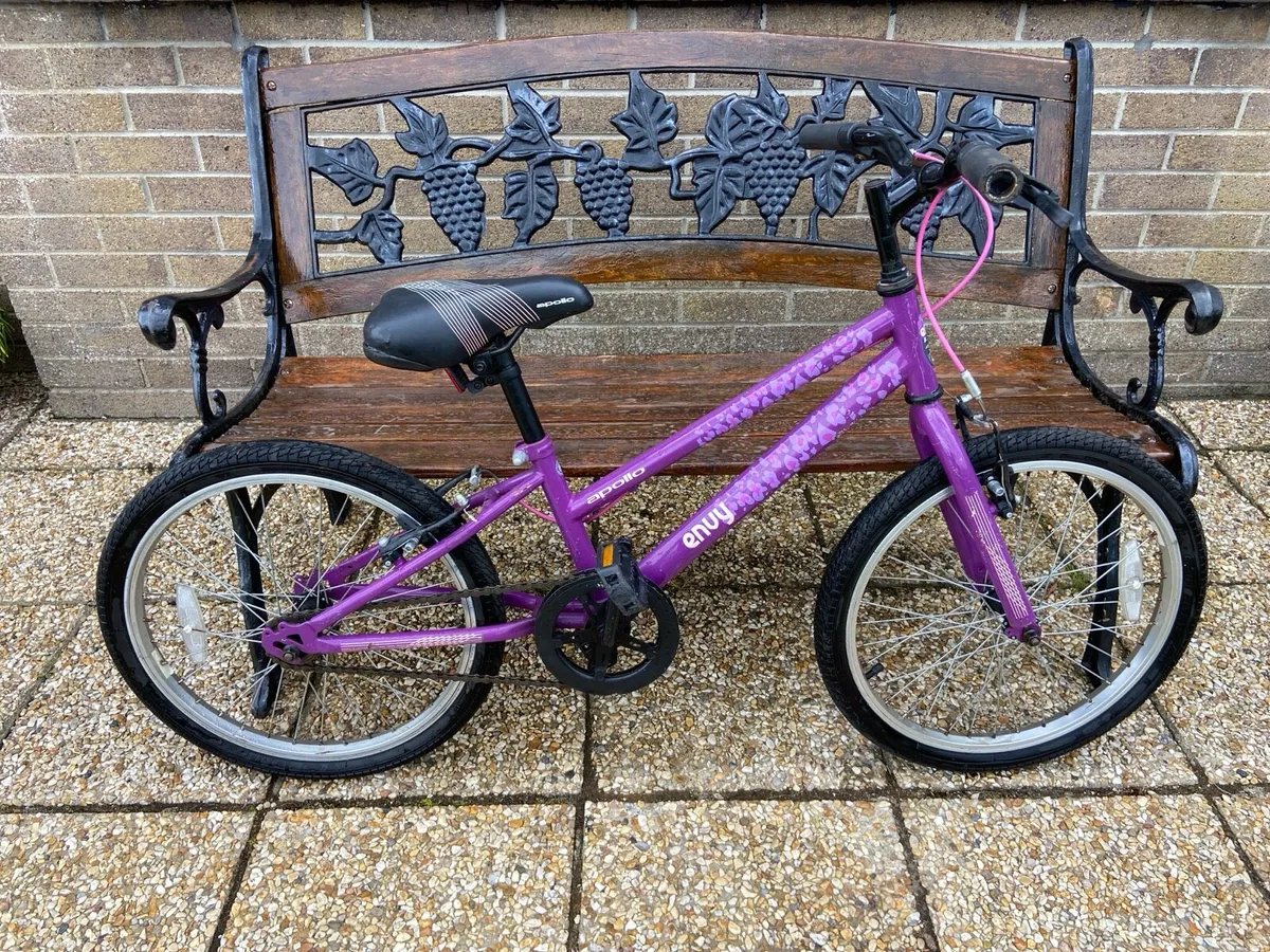 Child’s bicycle - Image 1