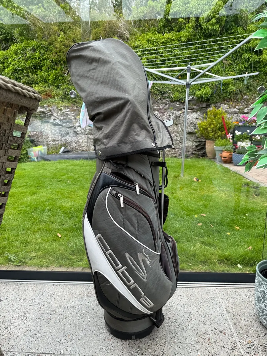 Golf equipment - Image 3