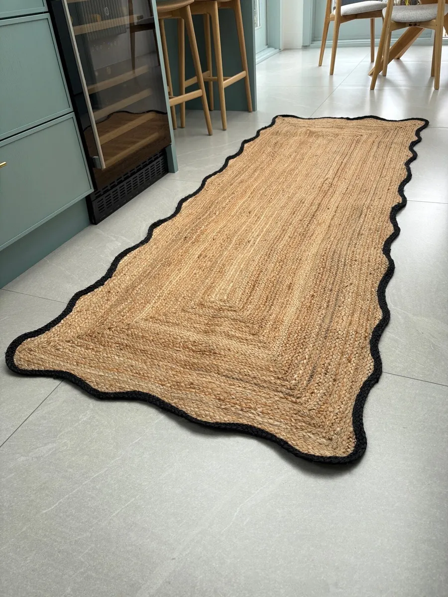 Handwoven Jute Runner - Image 4