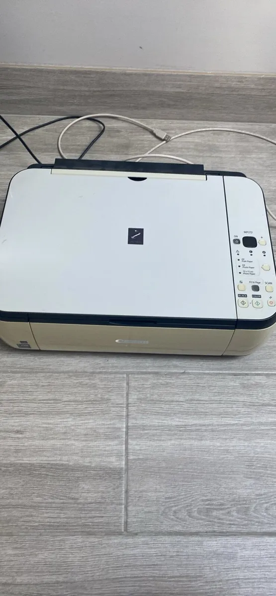 Cannon Printer with spare ink - Image 1