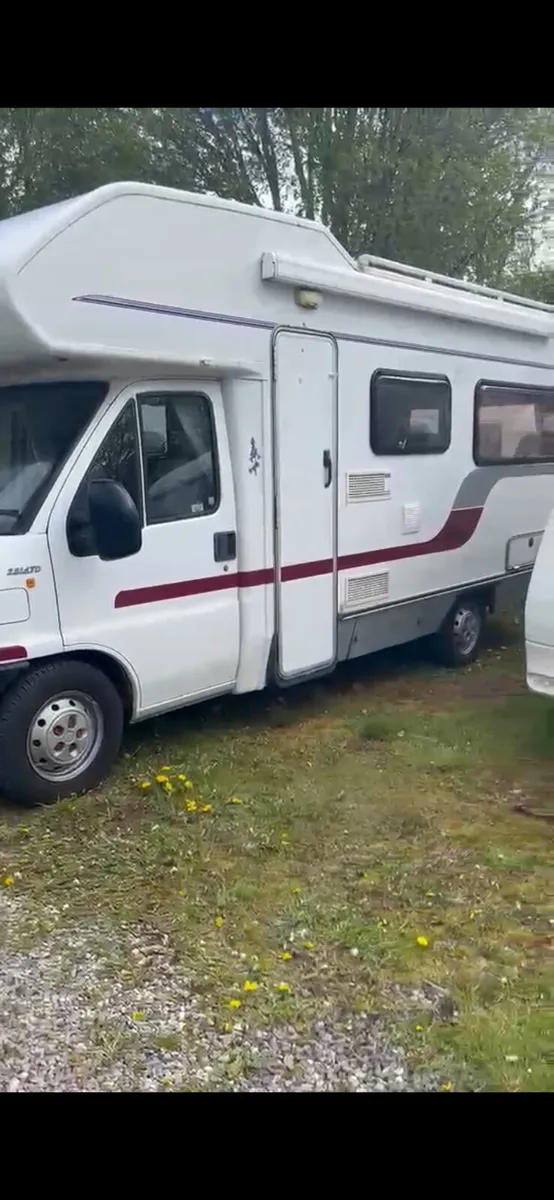 Camper - Image 1