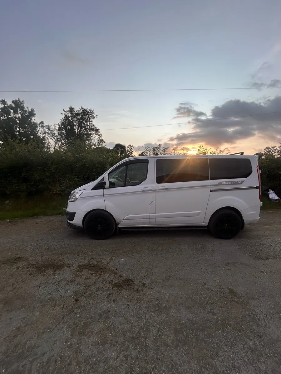 Transit Custom - Image 1