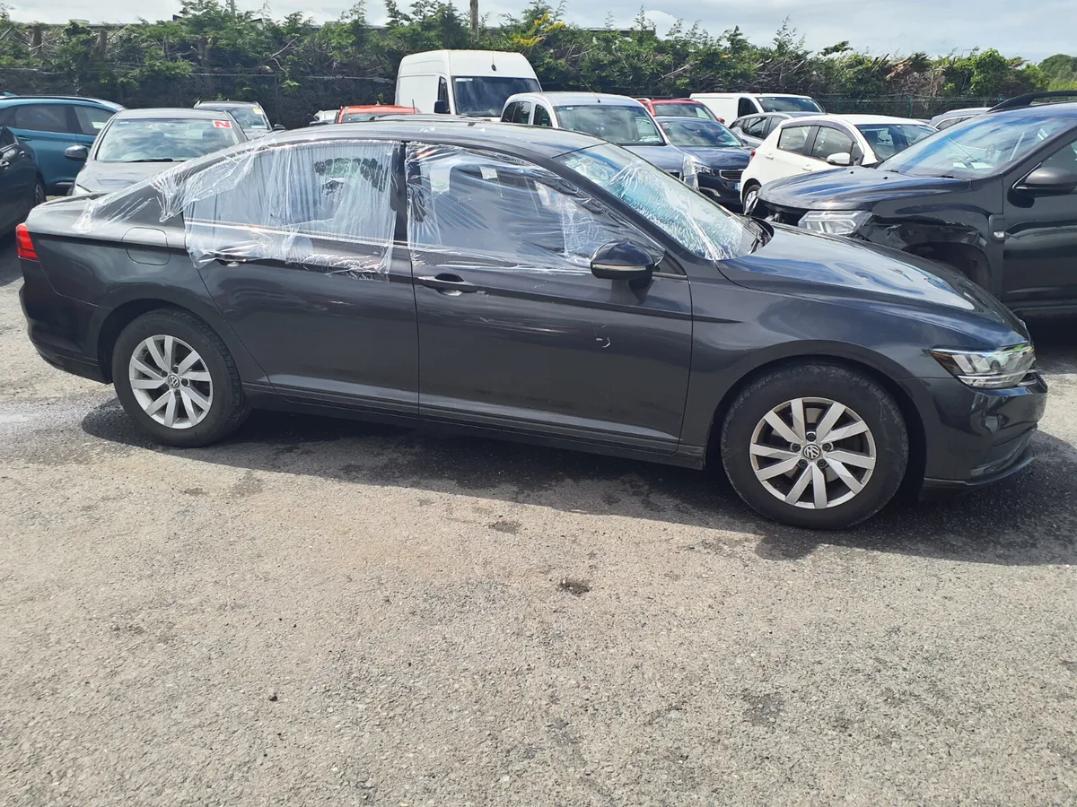 202D VW Passat 2.0 TDI 150 BHP - Image 2