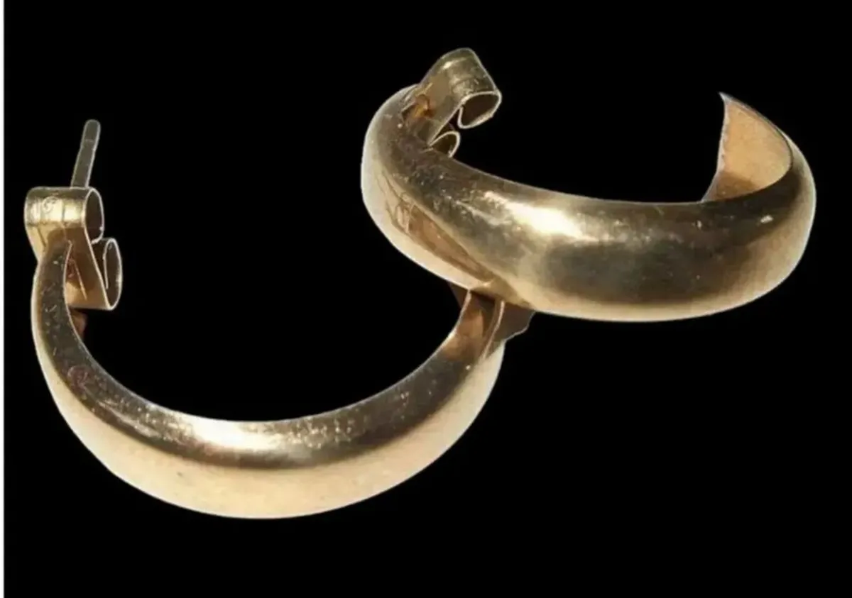 Vintage 9ct Gold Hallmarked Hoop Earrings - Image 4