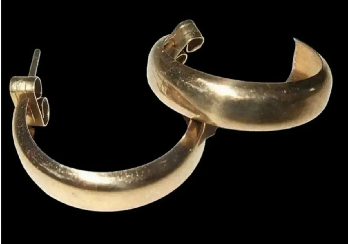 Vintage 9ct Gold Hallmarked Hoop Earrings - Image 3