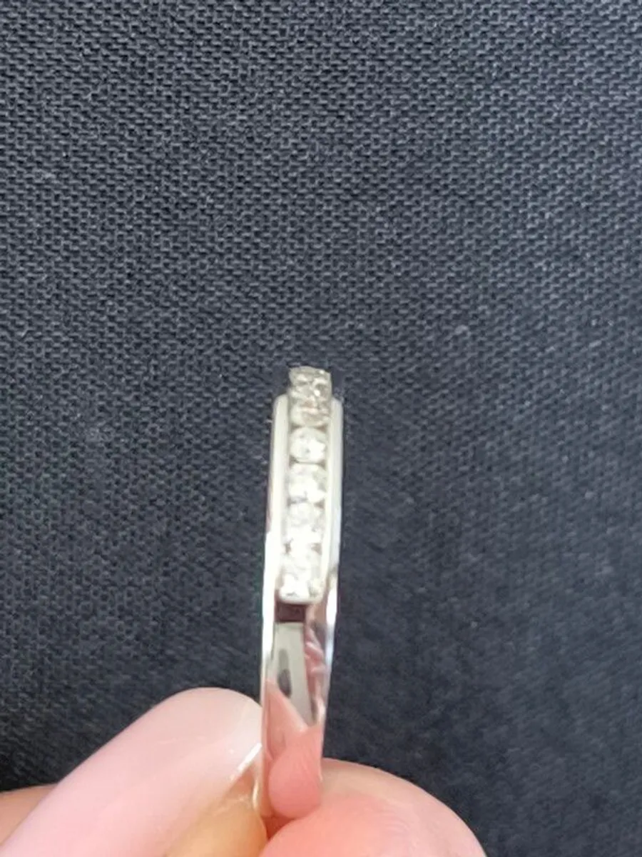 18ct diamond eternity/wedding - Image 4