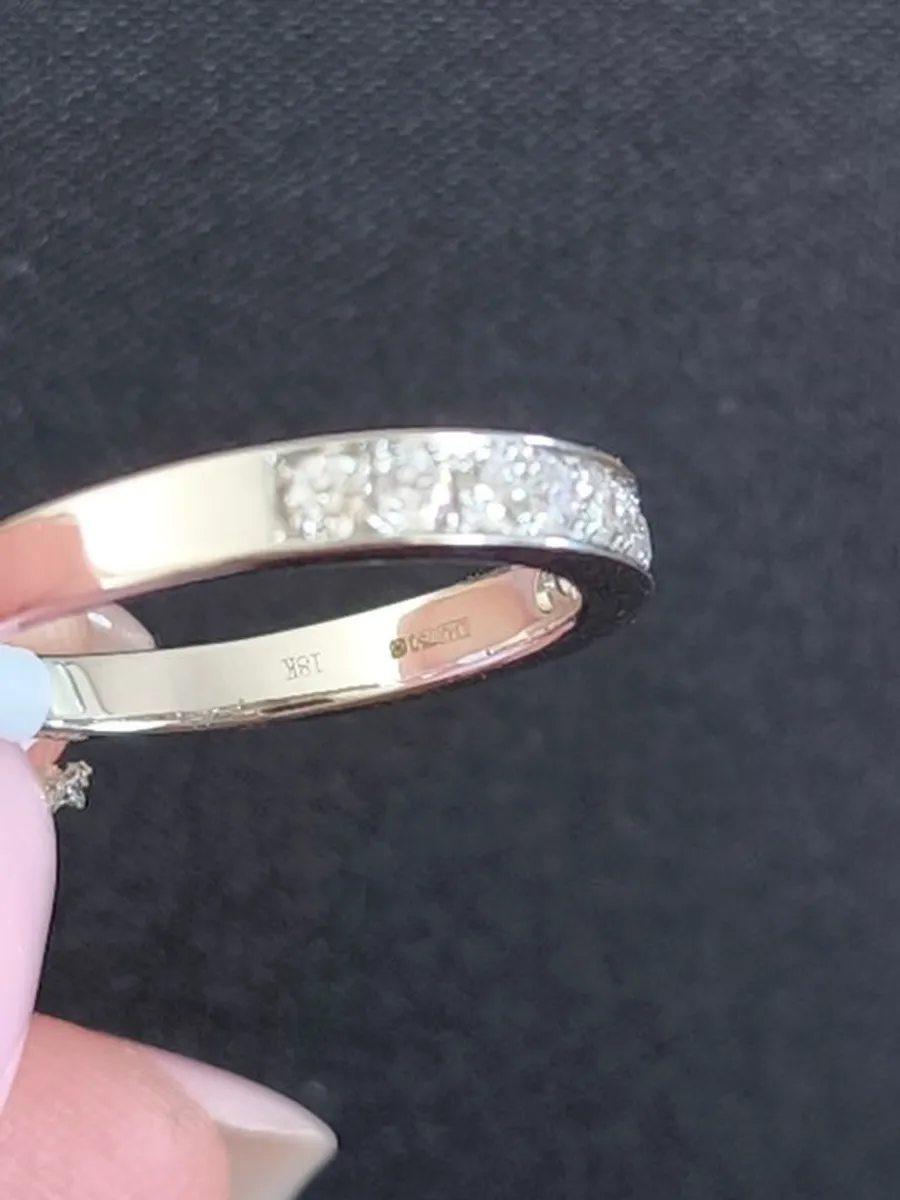 18ct white gold diamond eternity/wedding ring - Image 4