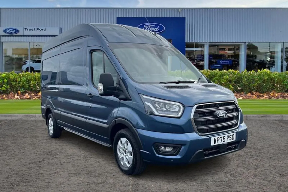 Ford Transit LIMITED - Image 1