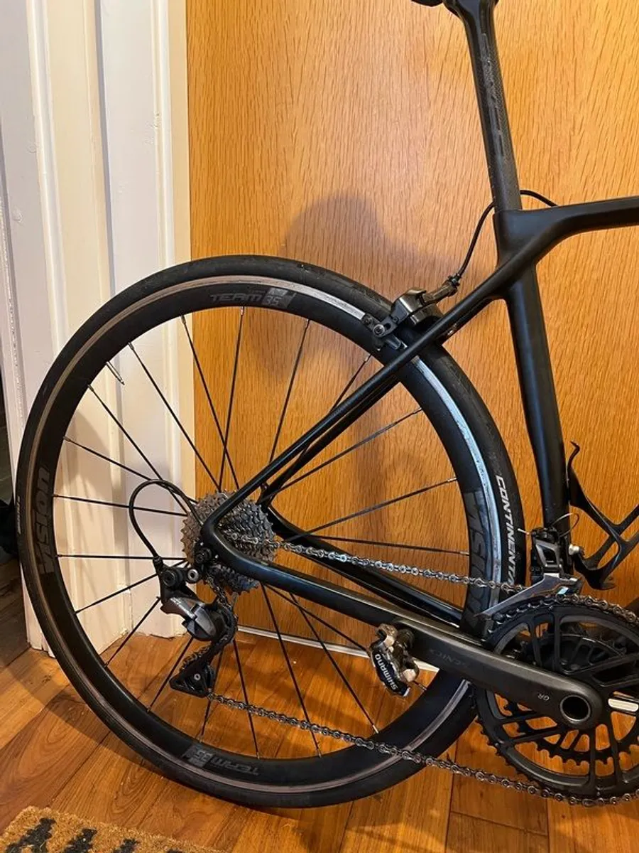 Carbon roadbike - Image 2